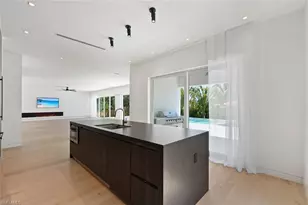 1135 Bluebird Ave, Marco Island, FL 34145 - Photo 30