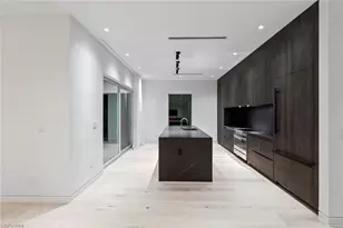 1135 Bluebird Ave, Marco Island, FL 34145 - Photo 24