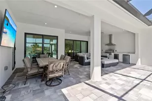 9974 Winterview Dr, Naples, FL 34109 - Photo 4