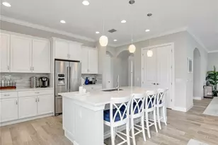 2079 Antigua Ln N, Naples, FL 34120 - Photo 14