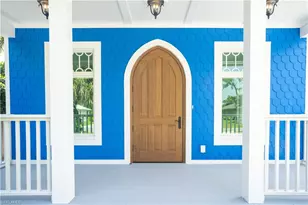 570 96th Ave N, Naples, FL 34108 - Photo 2