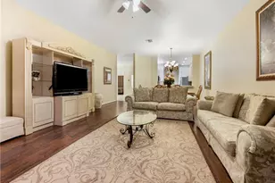 3641 Periwinkle Way, Naples, FL 34114 - Photo 16