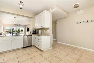 10020 Maddox Ln, Bonita Springs, FL 34135 - Photo 4