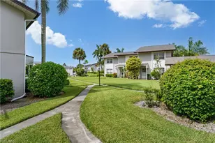 1080 Cypress Way E, Naples, FL 34110 - Photo 36