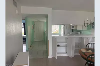 5709 Foxlake Dr #Apt 2, North Fort Myers, FL 33917 - Photo 2
