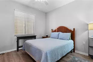 9727 Acqua Ct, Naples, FL 34113 - Photo 6