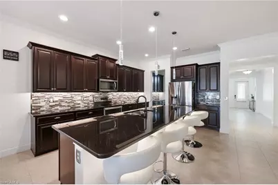 3275 Pilot Cir, Naples, FL 34120 - Photo 8