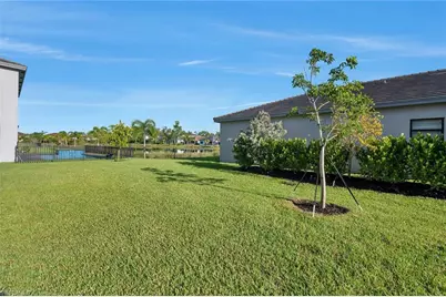 12260 Red Pine Pl, Estero, FL 33928 - Photo 36