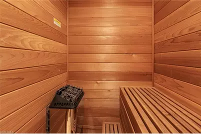 2755 Lantern Ln, Naples, FL 34102 - Photo 18