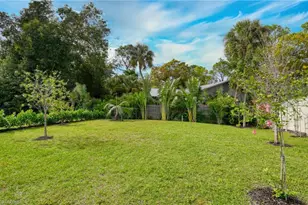 1147 Steeves Ave, Naples, FL 34104 - Photo 14