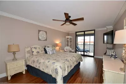 10851 Gulf Shore Dr #1402, Naples, FL 34108 - Photo 14