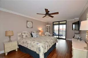 10851 Gulf Shore Dr, Naples, FL 34108 - Photo 14