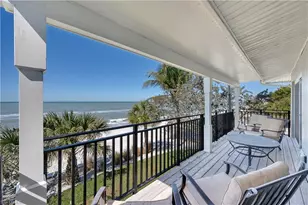 1065 Gulf Shore Blvd N, Naples, FL 34102 - Photo 2