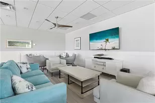 555 Park Shore Dr, Naples, FL 34104 - Photo 28