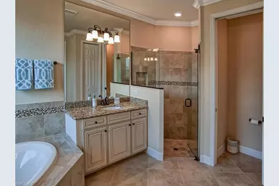 2850 Aviamar Cir, Naples, FL 34114 - Photo 14