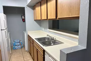 2875 Winkler Ave, Fort Myers, FL 33916 - Photo 4