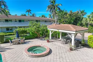 950 7th Ave S, Naples, FL 34102 - Photo 32