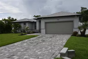 4666 Villa Capri Ln, Bonita Springs, FL 34134 - Photo 2