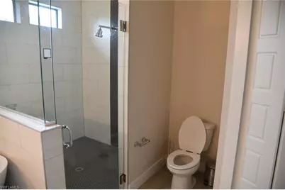 4666 Villa Capri Ln, Bonita Springs, FL 34134 - Photo 16