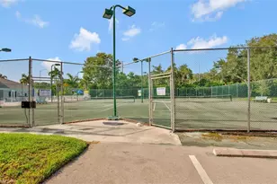 6225 Wilshire Pines Cir, Naples, FL 34109 - Photo 8