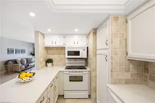3443 Gulf Shore Blvd N, Naples, FL 34103 - Photo 18
