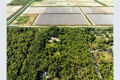 325 Sunnygrove Ave, Naples, FL 34114 - Photo 4