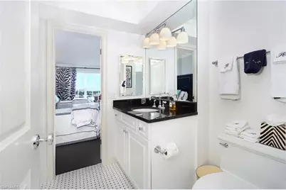 1900 Gulf Shore Blvd N #602, Naples, FL 34102 - Photo 24