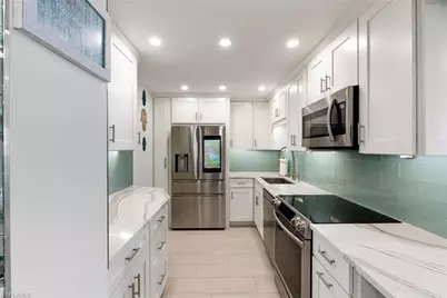 4005 Gulf Shore Blvd N #904, Naples, FL 34103 - Photo 4