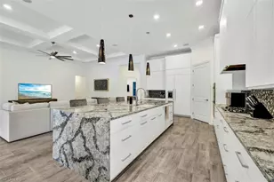 9238 Plover Dr, Naples, FL 34120 - Photo 8