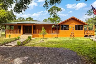 410 N Cabbage Palm St, Clewiston, FL 33440 - Photo 1