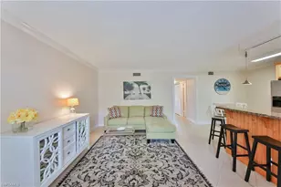 1100 Gulf Shore Blvd N, Naples, FL 34102 - Photo 4