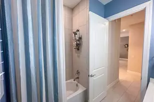 232 Indies Dr E, Naples, FL 34114 - Photo 32