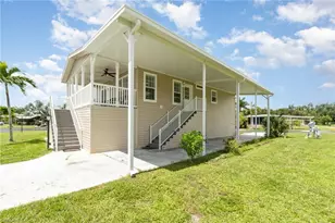54 Sturbridge Ln, Fort Myers, FL 33908 - Photo 2