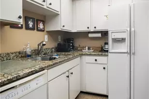 3443 Gulf Shore Blvd N, Naples, FL 34103 - Photo 10