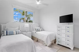 6172 Dogleg Dr, Naples, FL 34113 - Photo 30