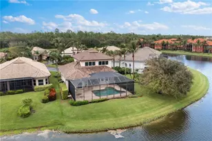 6172 Dogleg Dr, Naples, FL 34113 - Photo 4