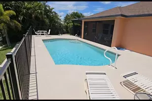 826 SW 32nd Terrace, Cape Coral, FL 33914 - Photo 10