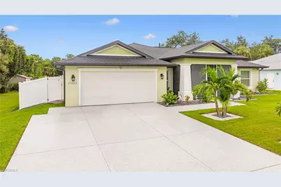 17432 Shirley Ave, Port Charlotte, FL 33948 - Photo 6