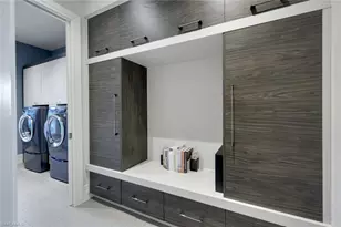 112 Hickory Rd, Naples, FL 34108 - Photo 34