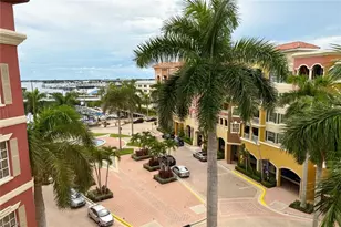 401 Bayfront Pl, Naples, FL 34102 - Photo 2