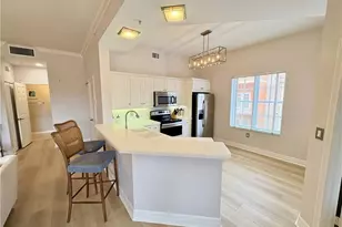 401 Bayfront Pl, Naples, FL 34102 - Photo 12