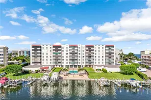 3430 Gulf Shore Blvd N, Naples, FL 34103 - Photo 4