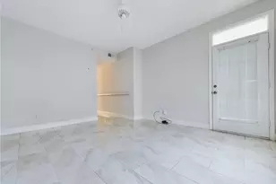 85 Silver Oaks Cir, Naples, FL 34119 - Photo 18