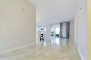 85 Silver Oaks Cir, Naples, FL 34119 - Photo 6