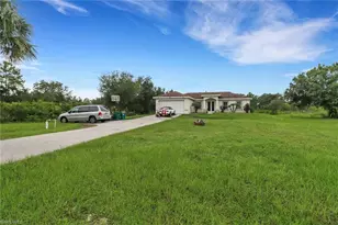 4240 62nd Ave NE, Naples, FL 34120 - Photo 2