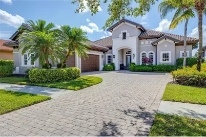 8902 Shenendoah Cir, Naples, FL 34113 - Photo 2