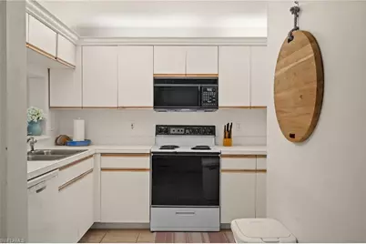 1140 Sarah Jean Cir #C206, Naples, FL 34110 - Photo 12