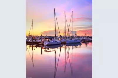 400 Wedge Dr, Naples, FL 34103 - Photo 2