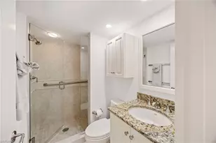 4651 Gulf Shore Blvd N, Naples, FL 34103 - Photo 28