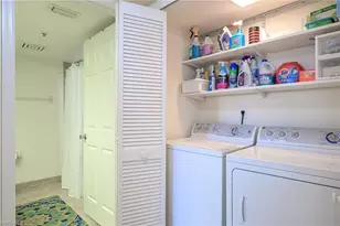 25 Bluebill Ave, Naples, FL 34108 - Photo 28